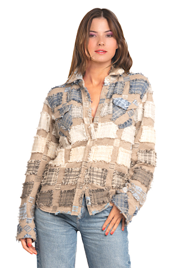 100% CASHMERE BESTICKTE PATCHWORK SNAP-SHIRT. D-25045/70ML TAUPE