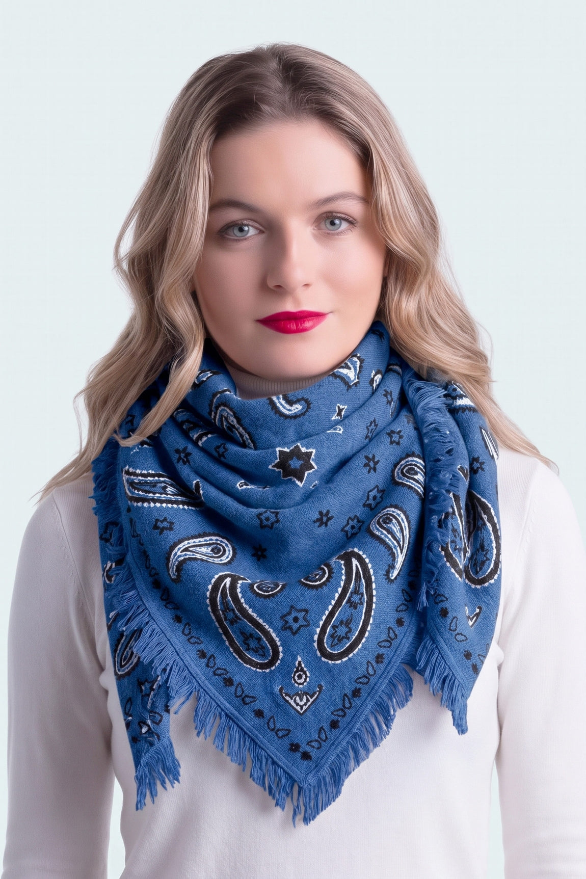 BANDANA CARRÉ BRODÉ PAISLEY ROYAL BLUE M627 ROYAL BLUE