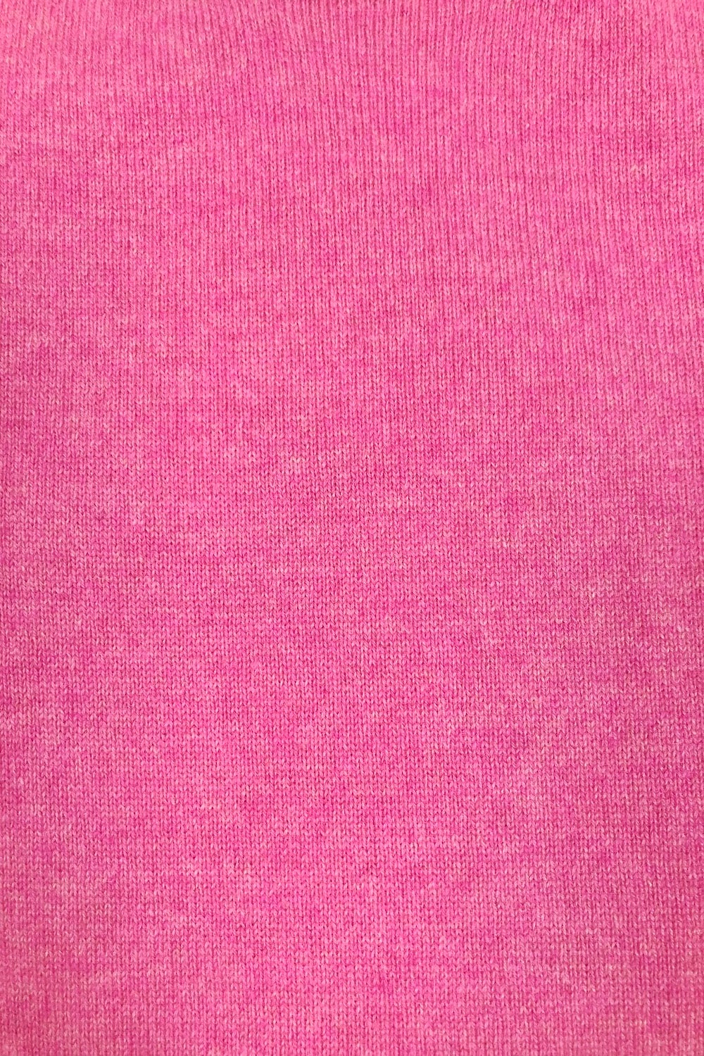 COL V CLASSIQUE CACHEMIRE BRIGHT PINK 53236 BRIGHT PINK