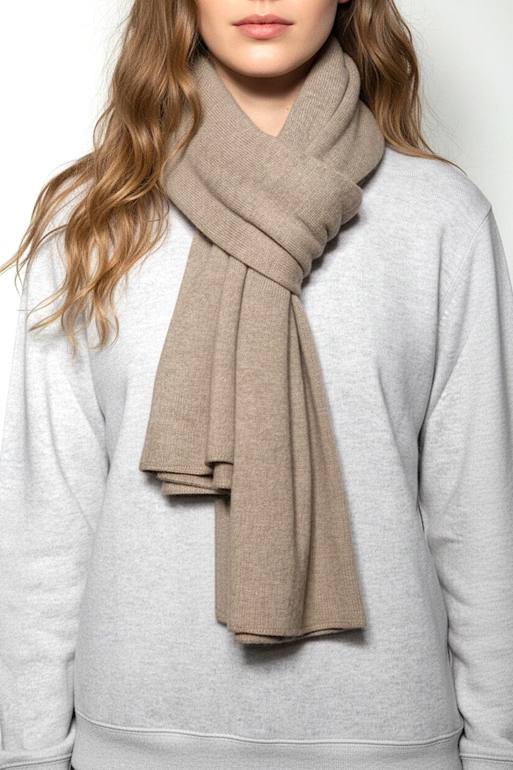 ETOLE MOUSSEUSE EN CACHEMIRE CAMEL
